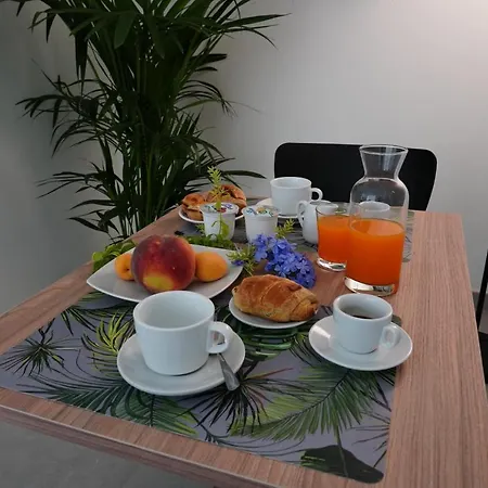 Bed & Breakfast 10 Catalani *